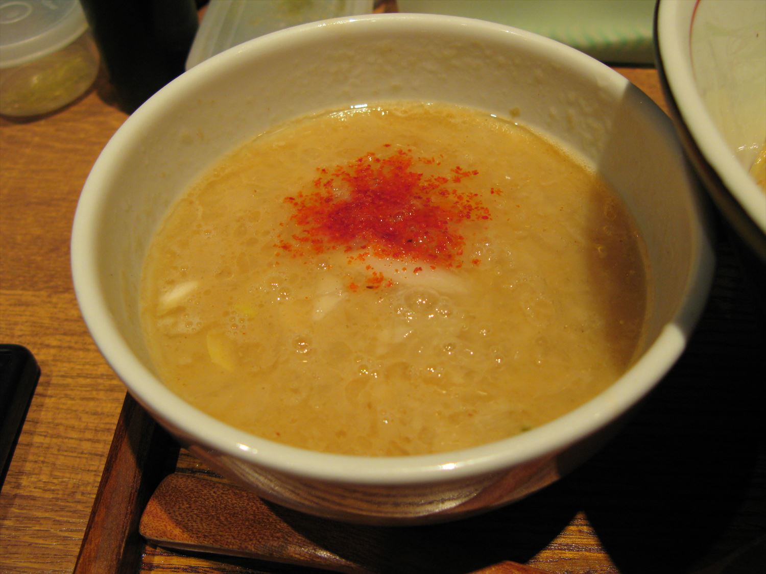 鰤白湯つけ麺スープ